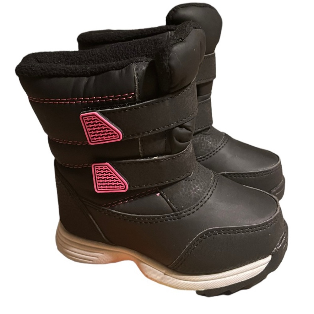 - Wonder Nation Toddler Girls Winter Snow boots Size 6